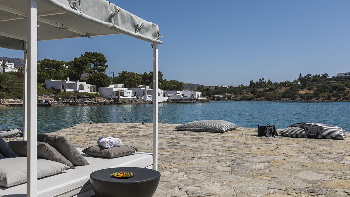 Minos Beach Art Hotel